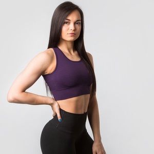 Alphalete Revival Vault Bra